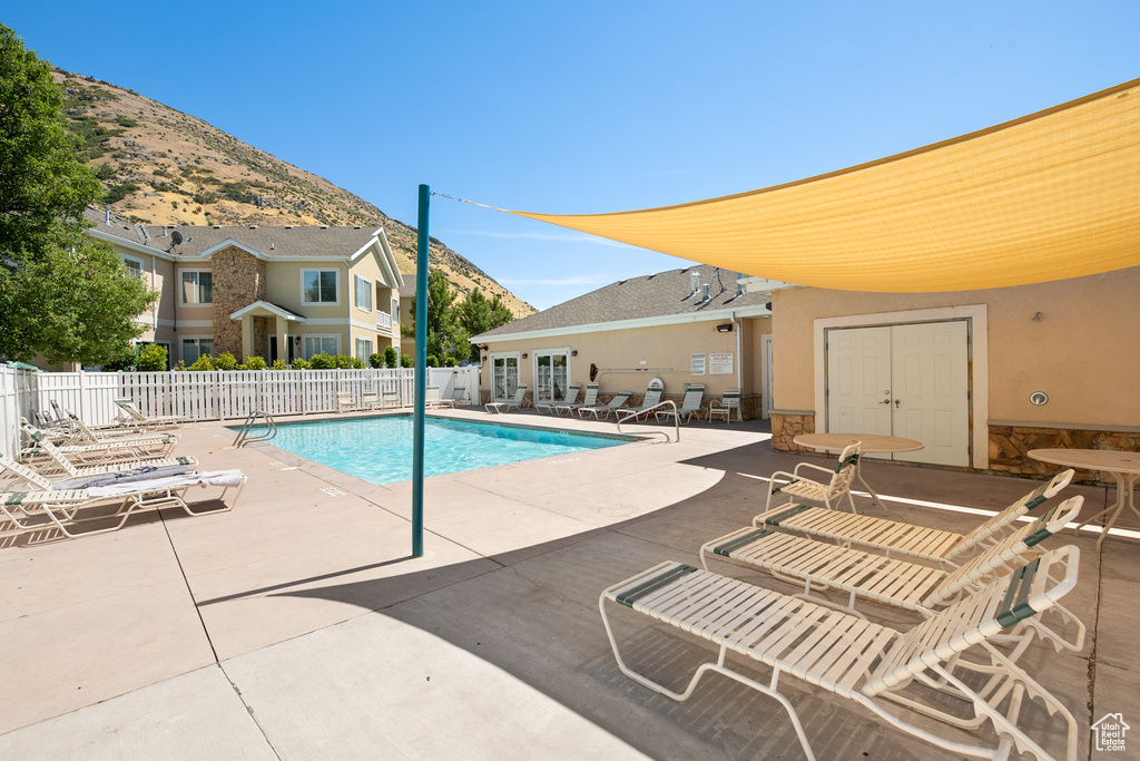 Photo 37 for MLS #2106458 at 1068 S Canyon Meadow Dr #6