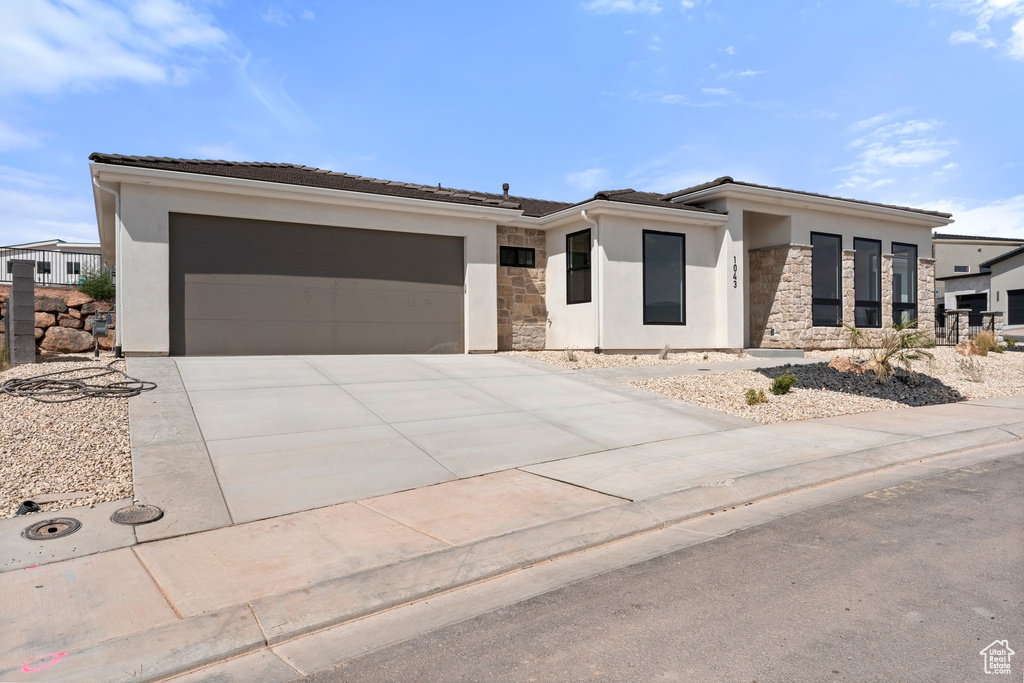 Photo 4 for MLS #2106464 at 1043 N Falcon Vw