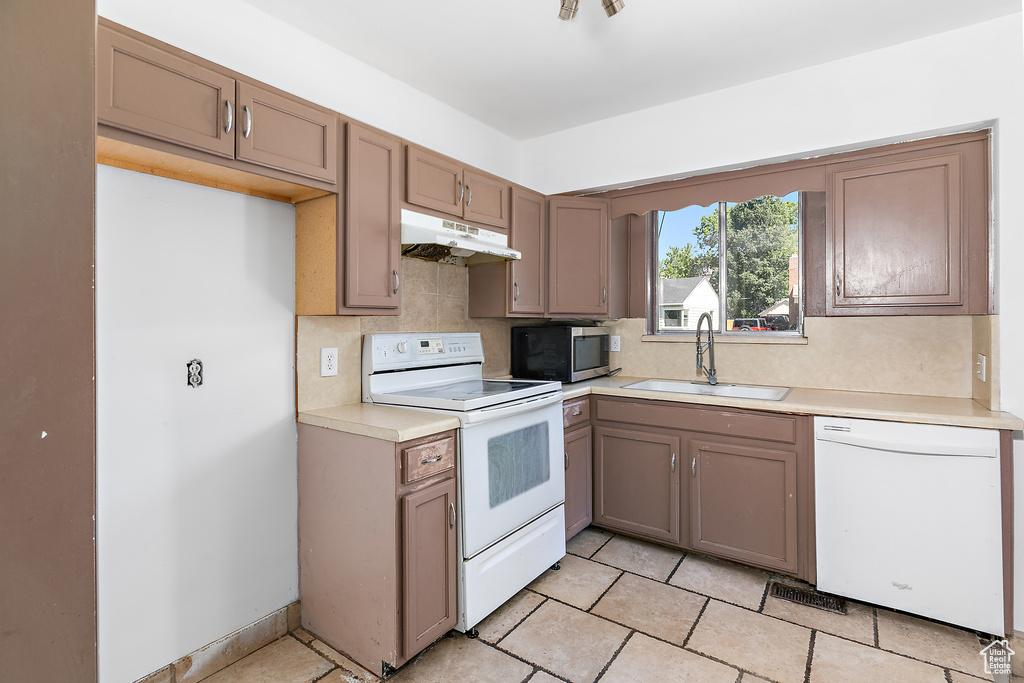 Photo 8 for MLS #2106473 at 1250 E Ridgedale Ln
