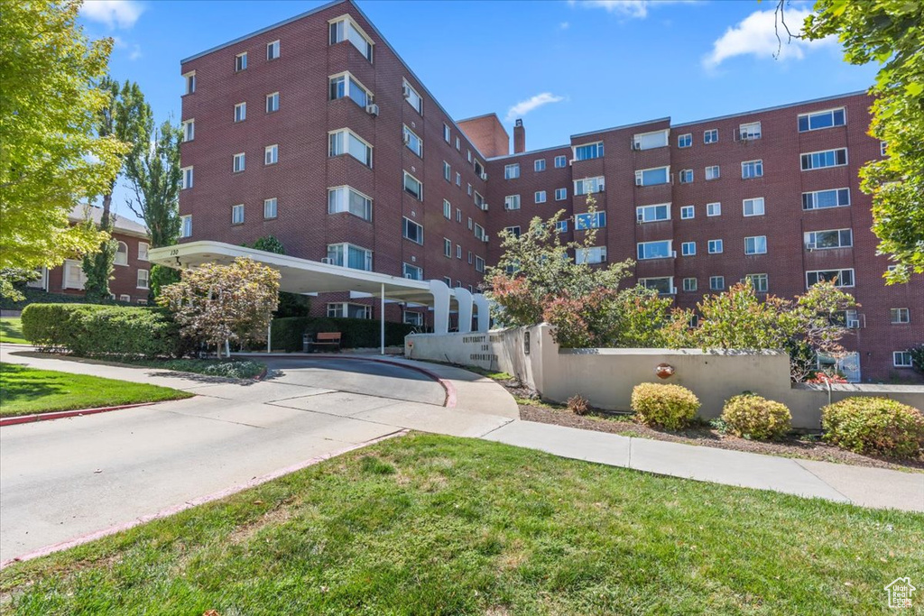 Photo 2 for MLS #2106479 at 130 S 1300 East #605