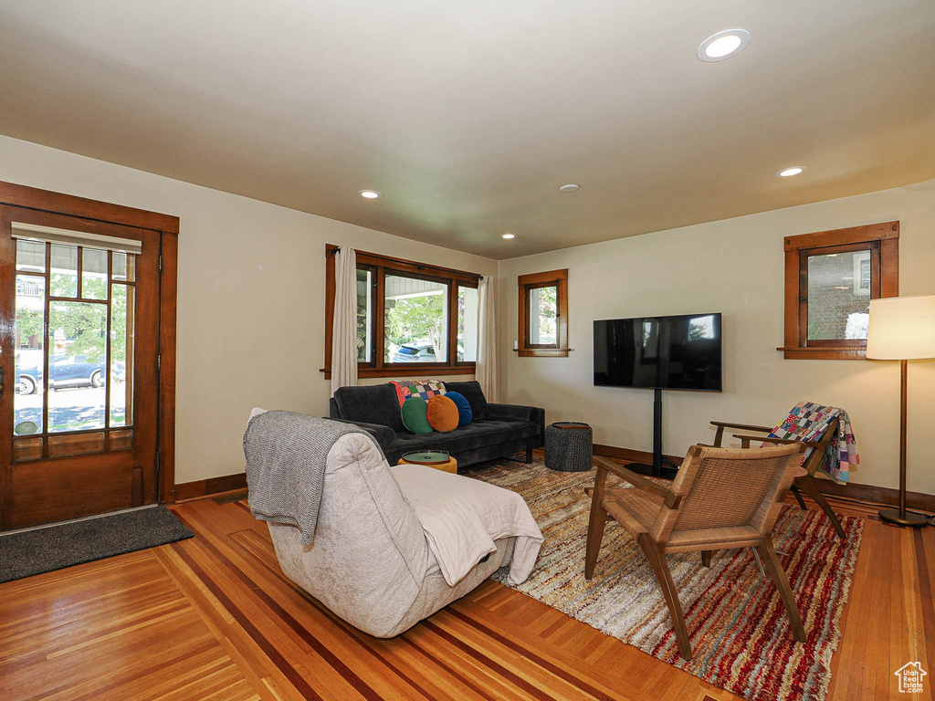 Photo 17 for MLS #2106480 at 1336 E Roosevelt Ave