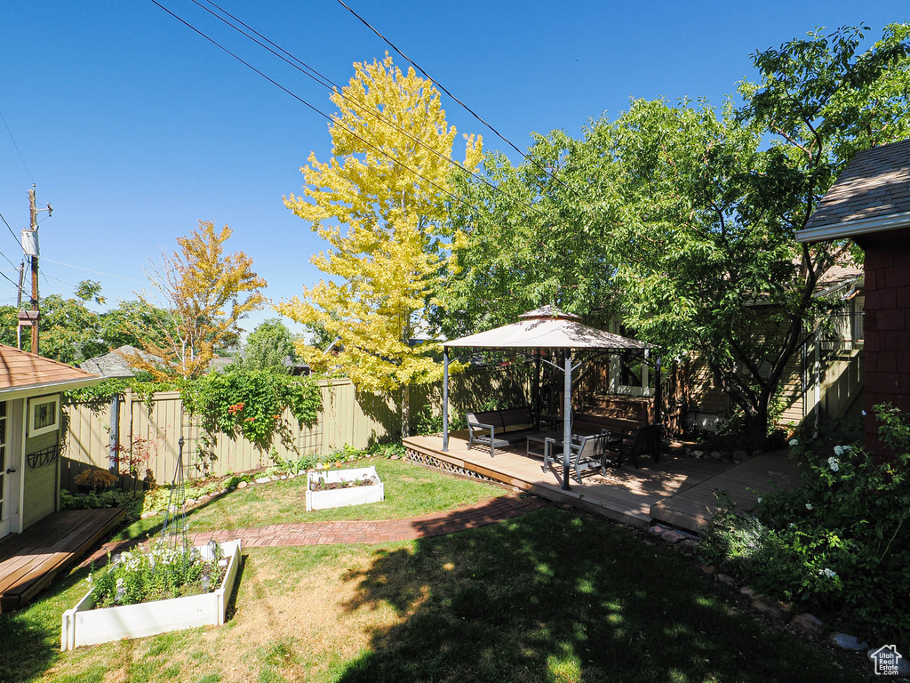 Photo 9 for MLS #2106480 at 1336 E Roosevelt Ave