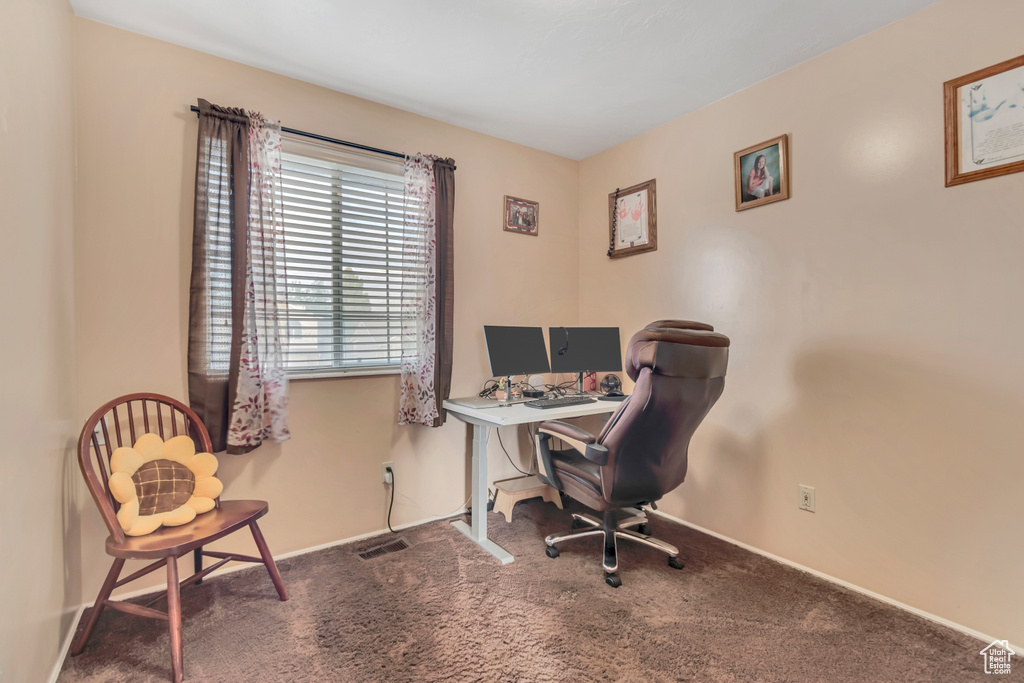6934 S SPARROWTAIL RD West Jordan, UT 84081