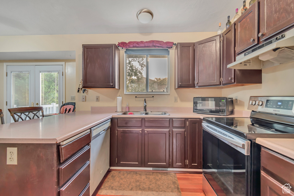 6934 S SPARROWTAIL RD West Jordan, UT 84081