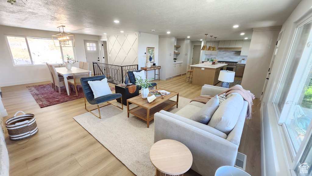 Photo 10 for MLS #2106484 at 4529 S Westview Dr