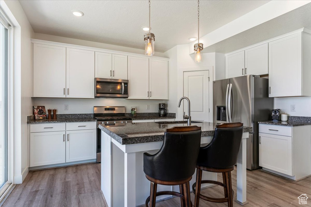 Photo 11 for MLS #2106491 at 2735 S Shoreline Dr