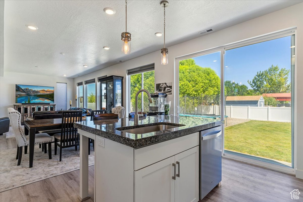 Photo 12 for MLS #2106491 at 2735 S Shoreline Dr