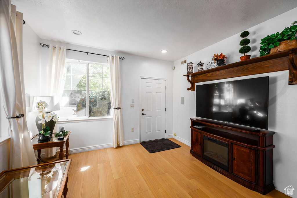 Photo 4 for MLS #2106501 at 1406 W 50 North