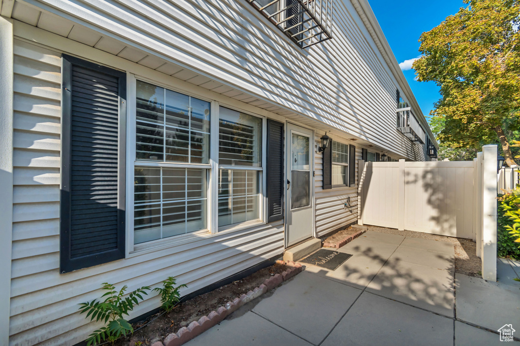 582 E 4010 S Murray, UT 84107