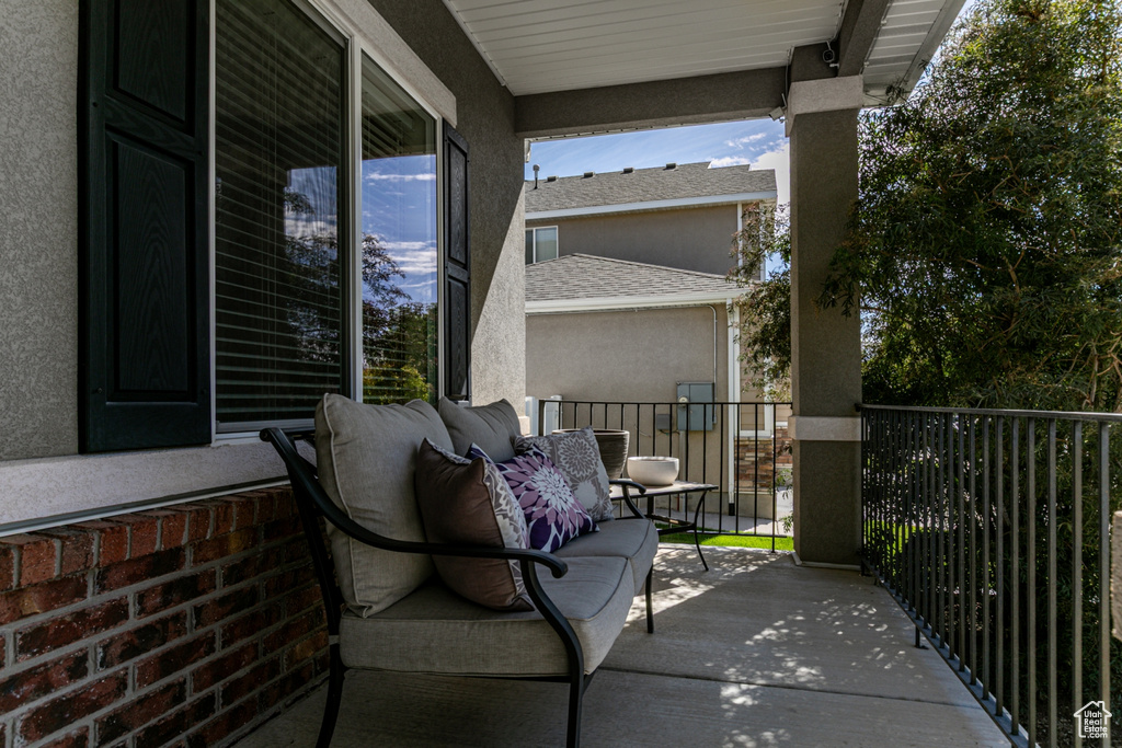 Photo 2 for MLS #2106505 at 3404 W Trentino Dr