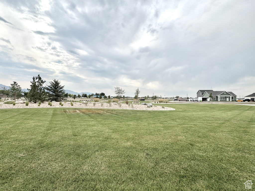 2787 W 2775 N #127 Plain City, UT 84404