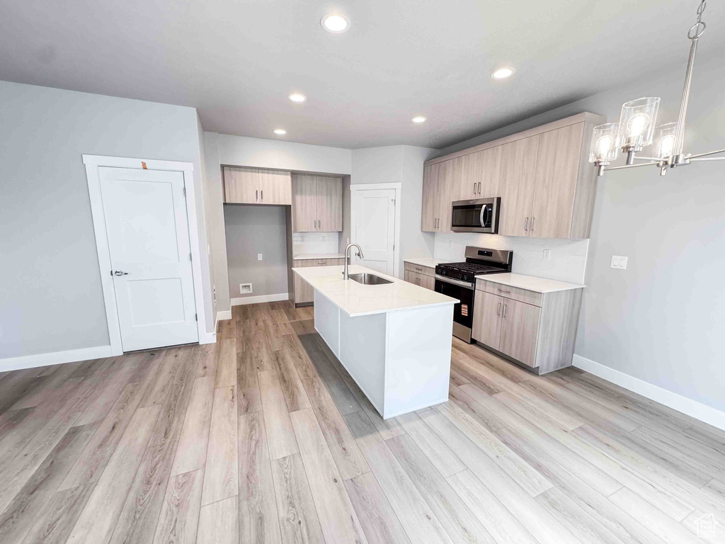 Photo 7 for MLS #2106524 at 2787 W 2775 North #127