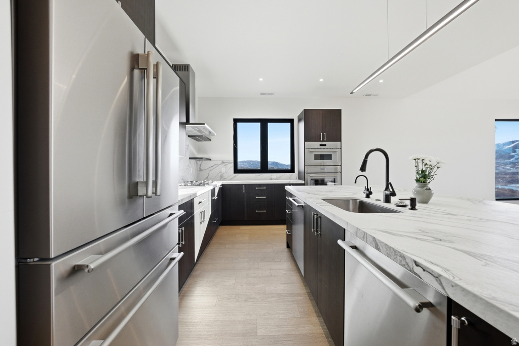 10640 N REFLECTION RDG #R6 Hideout, UT 84036