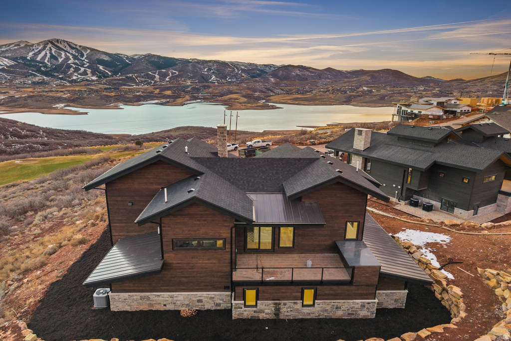 10640 N REFLECTION RDG #R6 Hideout, UT 84036