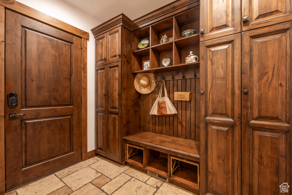 5375 N ESTATES LN Oakley, UT 84055