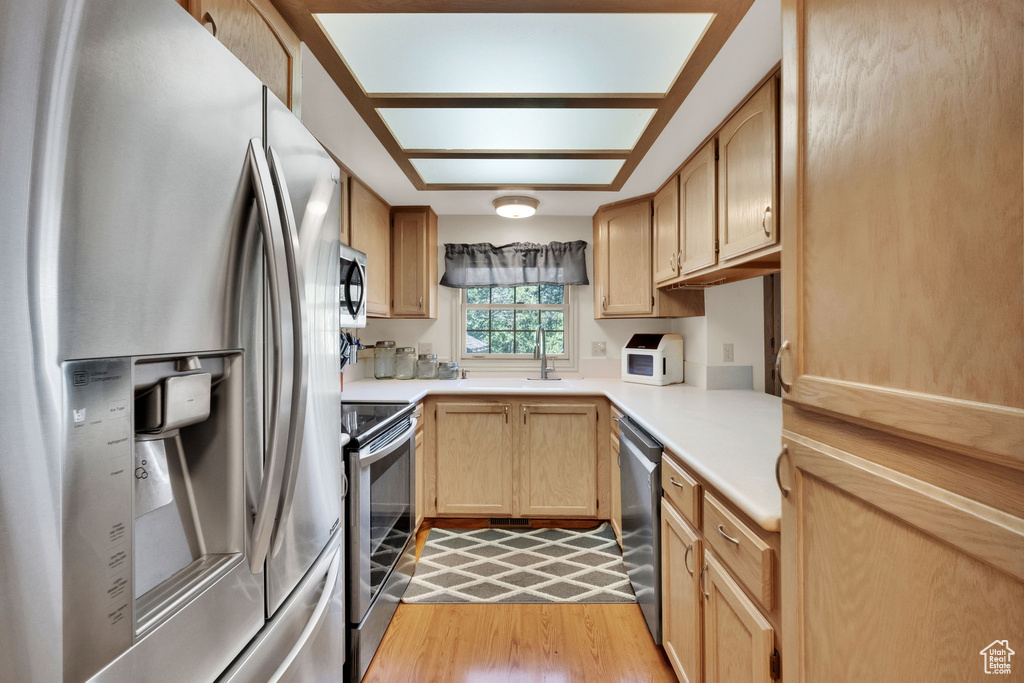 Photo 3 for MLS #2106539 at 954 W Schneitter Cir #4