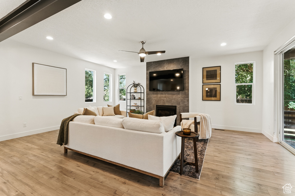 Photo 7 for MLS #2106548 at 1945 E Nunley Cir #2