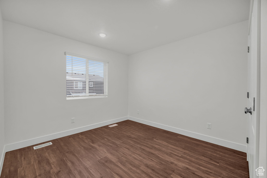 Photo 17 for MLS #2106552 at 1221 Redbud Dr