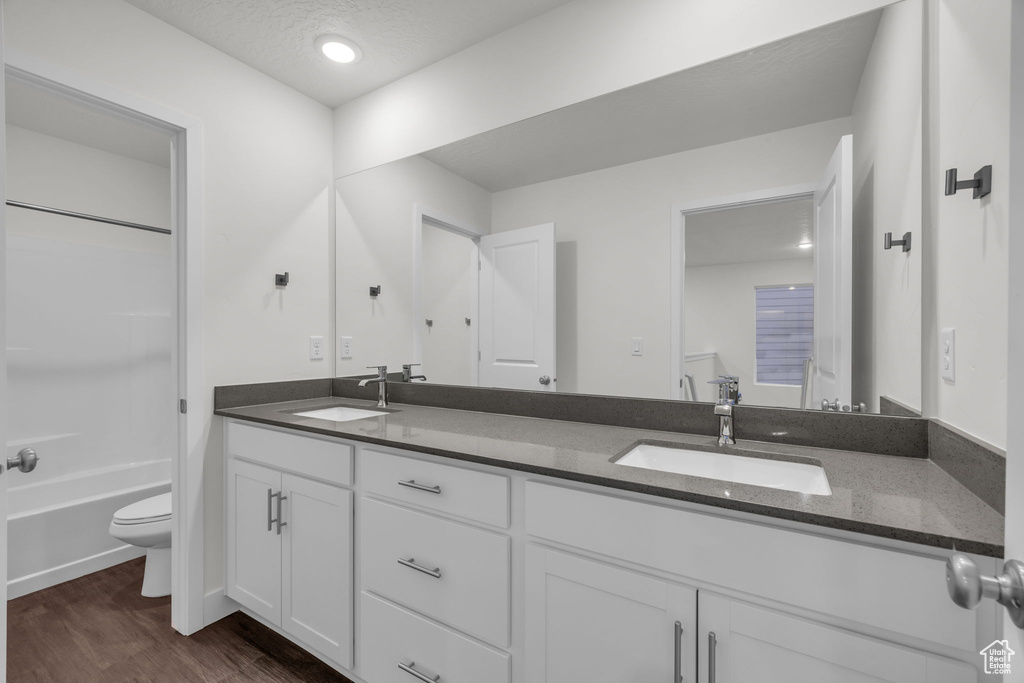 Photo 13 for MLS #2106552 at 1221 Redbud Dr