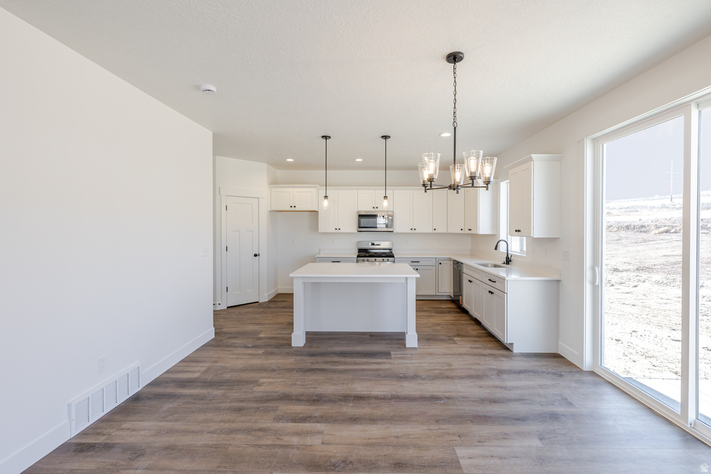 2893 N PURPLETOP LN #2180 Saratoga Springs, UT 84045