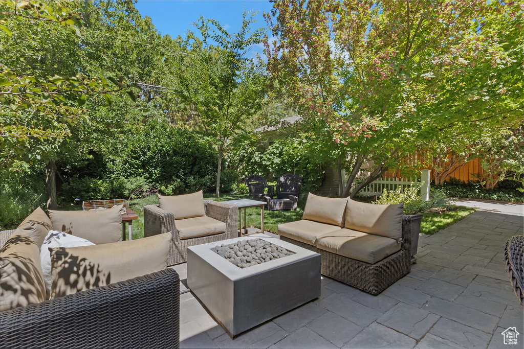 1061 YALE AVE Salt Lake City, UT 84105