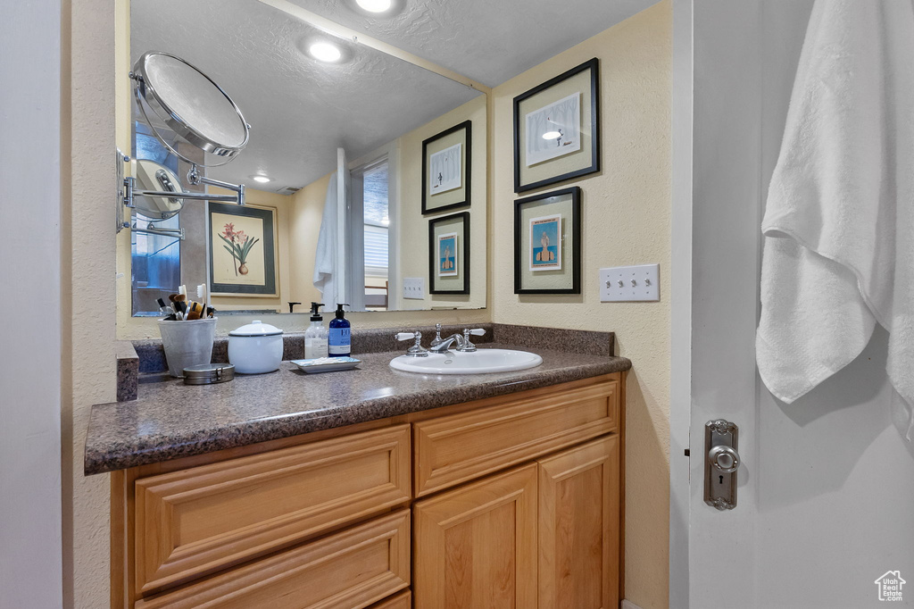 1061 YALE AVE Salt Lake City, UT 84105