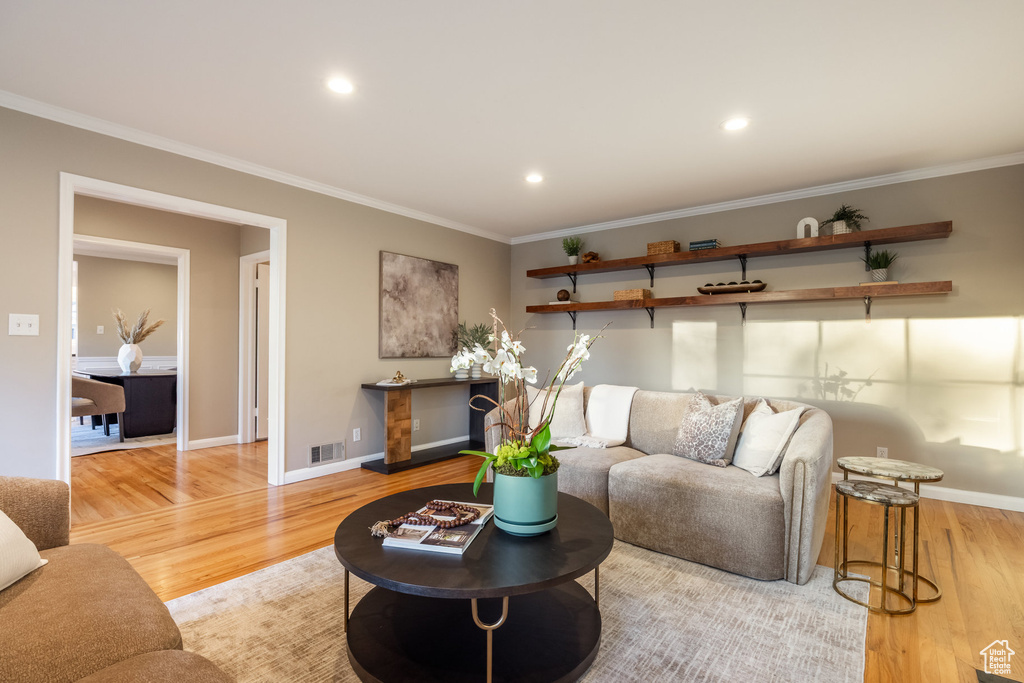 2157 S DALLIN ST Salt Lake City, UT 84109
