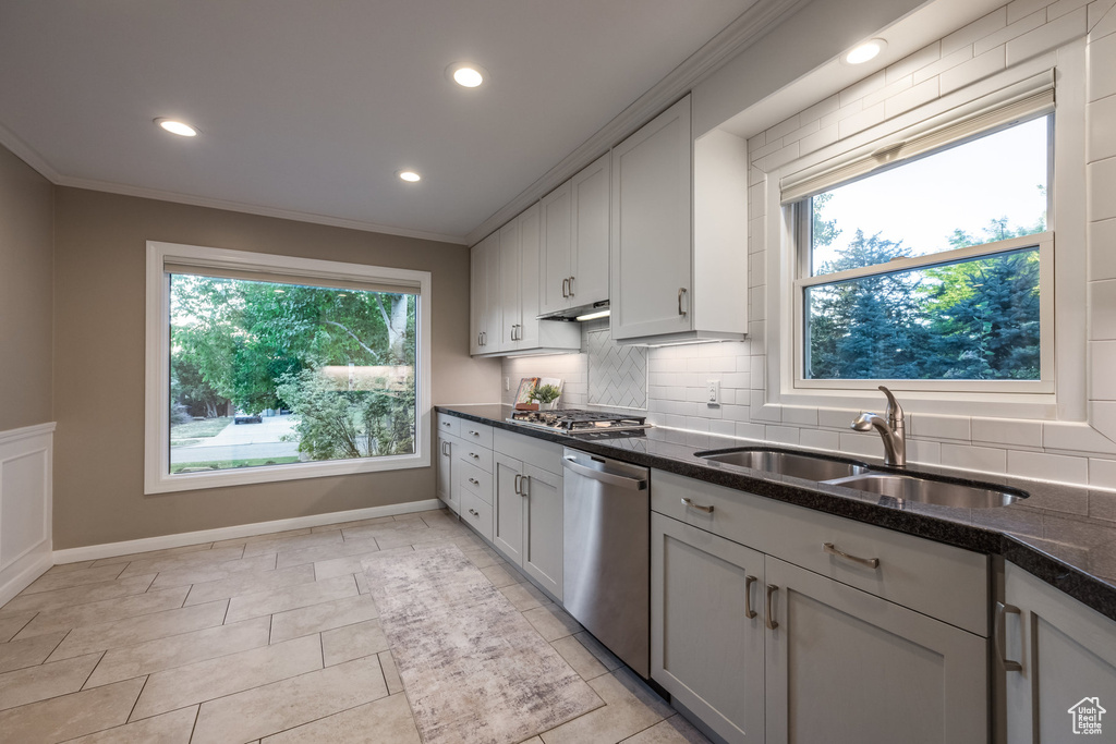 2157 S DALLIN ST Salt Lake City, UT 84109