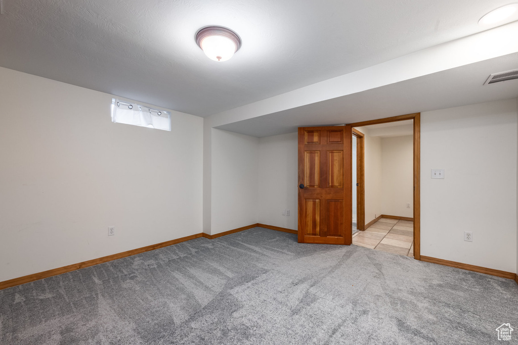 2157 S DALLIN ST Salt Lake City, UT 84109