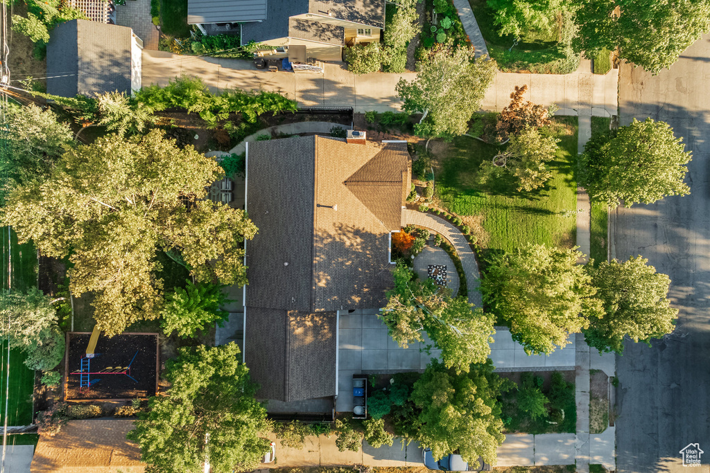 2157 S DALLIN ST Salt Lake City, UT 84109