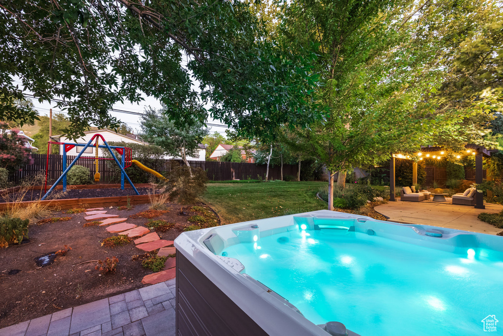 2157 S DALLIN ST Salt Lake City, UT 84109