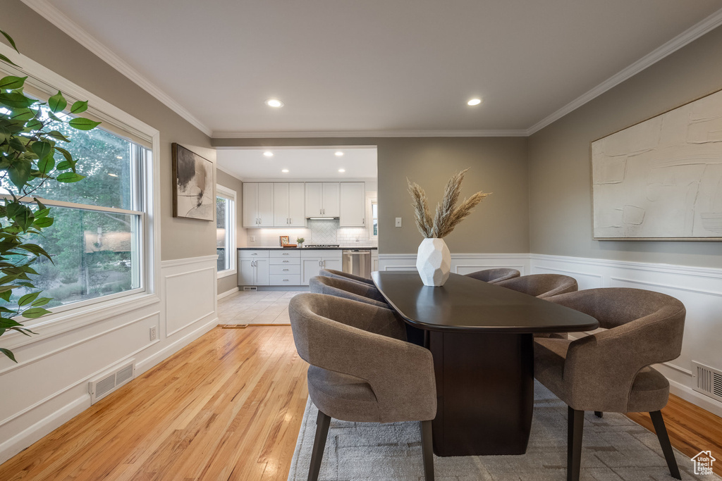 2157 S DALLIN ST Salt Lake City, UT 84109