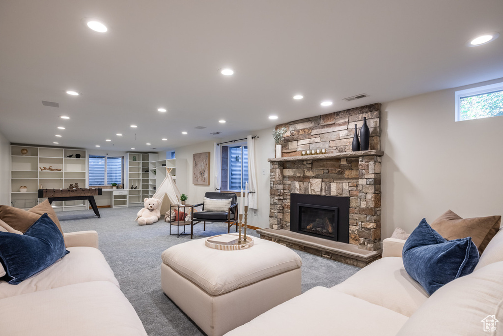 2157 S DALLIN ST Salt Lake City, UT 84109