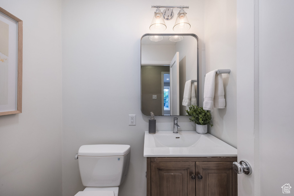 2157 S DALLIN ST Salt Lake City, UT 84109