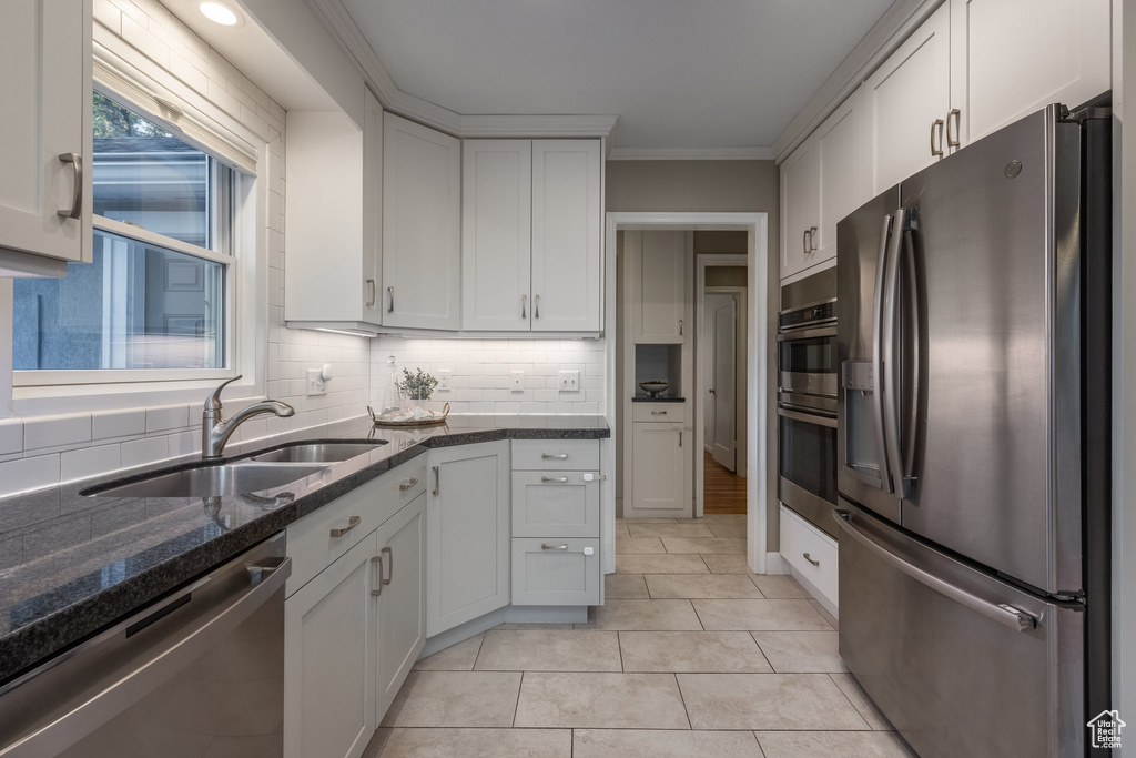 2157 S DALLIN ST Salt Lake City, UT 84109