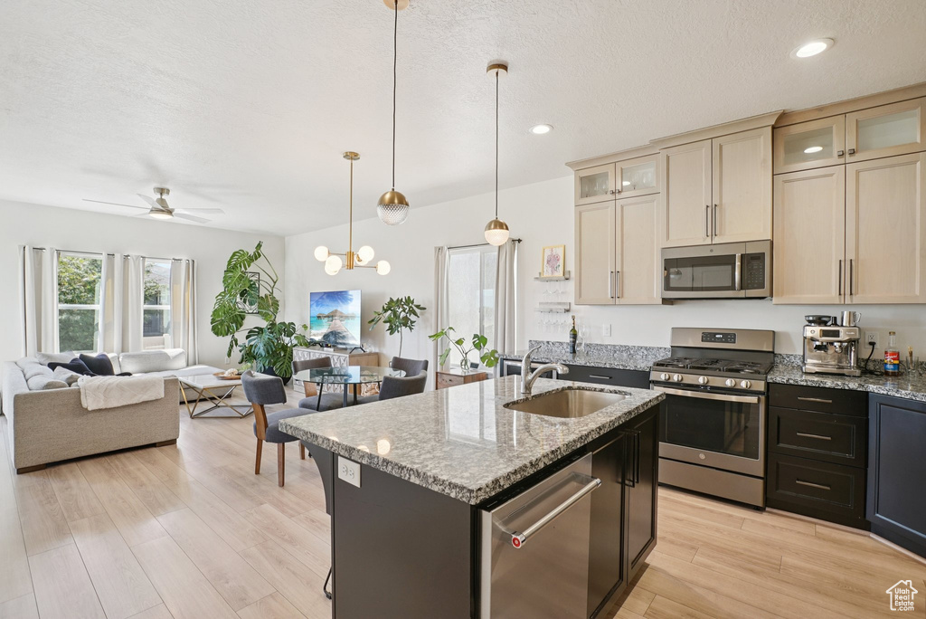 5611 W STILLWELL LN Herriman, UT 84096