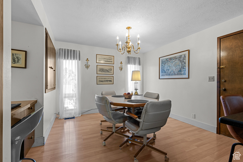 Photo 15 for MLS #2106578 at 1399 E Millbrook Way