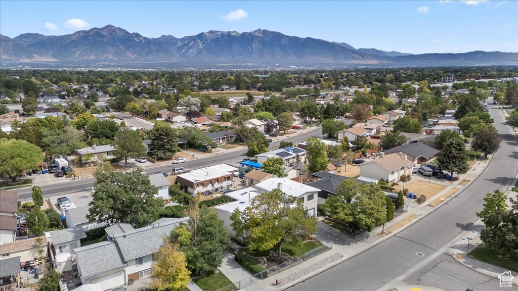 6629 S GEORGIA DR West Jordan, UT 84084