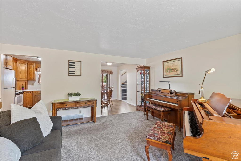 6629 S GEORGIA DR West Jordan, UT 84084