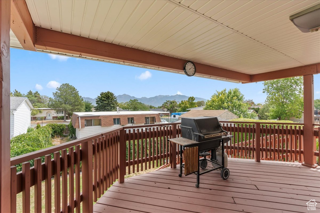 6629 S GEORGIA DR West Jordan, UT 84084
