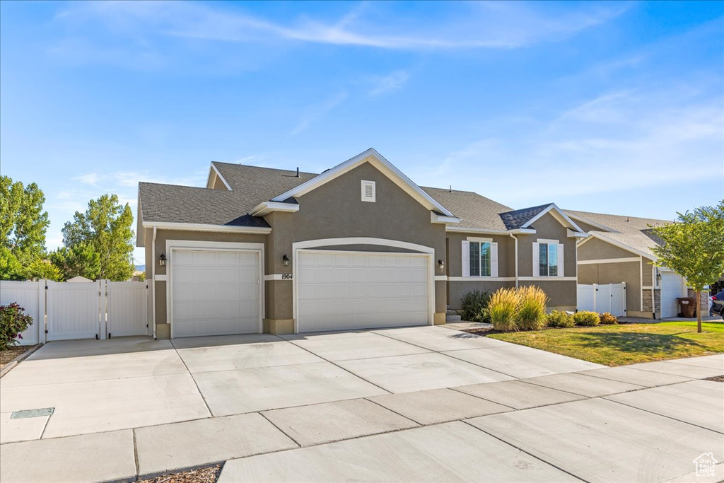 Photo 3 for MLS #2106597 at 1904 E Rock Hollow Rd