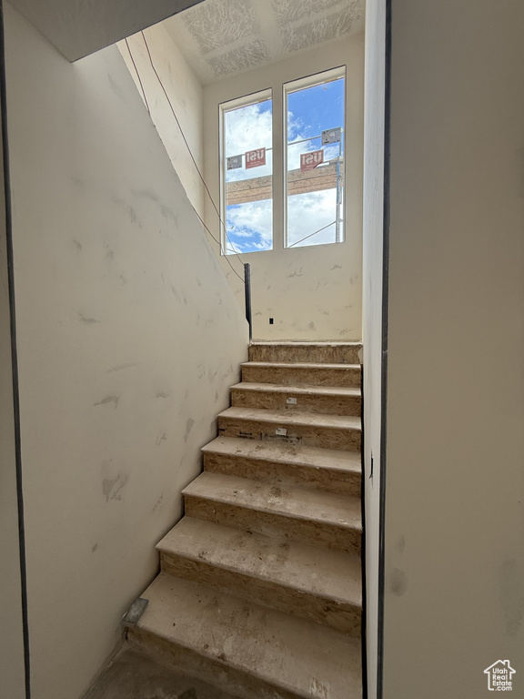 Photo 5 for MLS #2106617 at 5318 S Shorebreak Dr