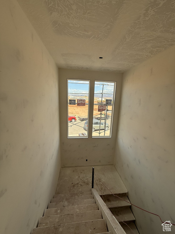 Photo 14 for MLS #2106617 at 5318 S Shorebreak Dr