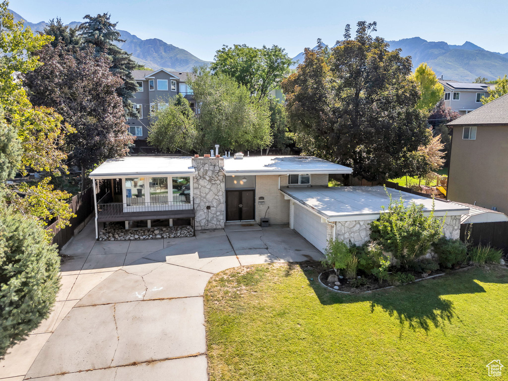 6557 S 2600 E Cottonwood Heights, UT 84121