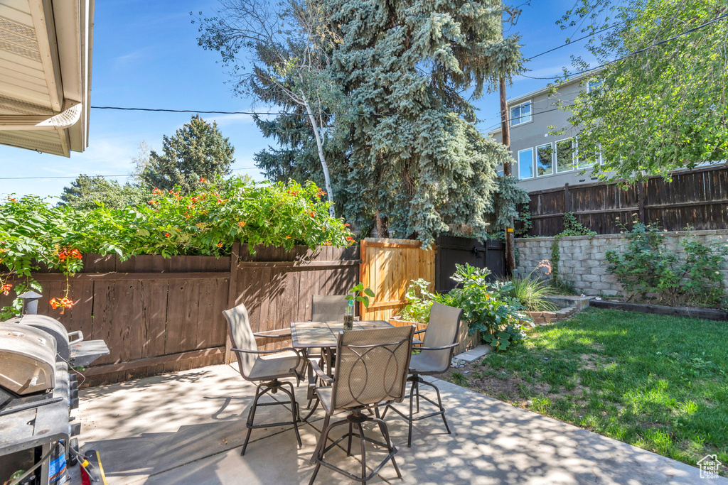 6557 S 2600 E Cottonwood Heights, UT 84121
