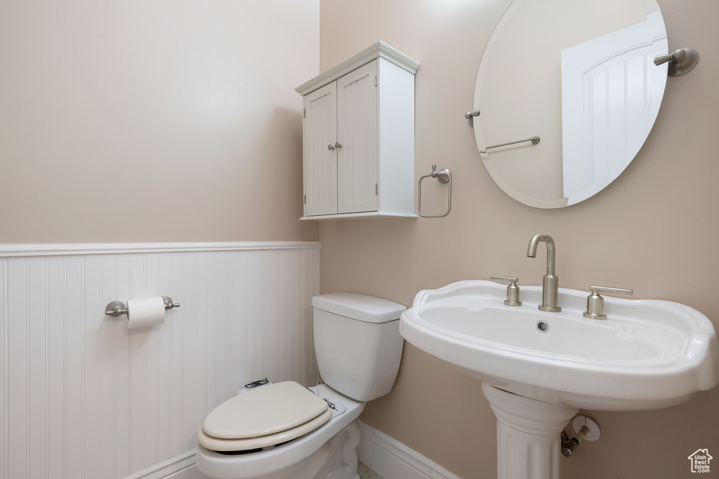 2368 E 8300 S South Weber, UT 84405