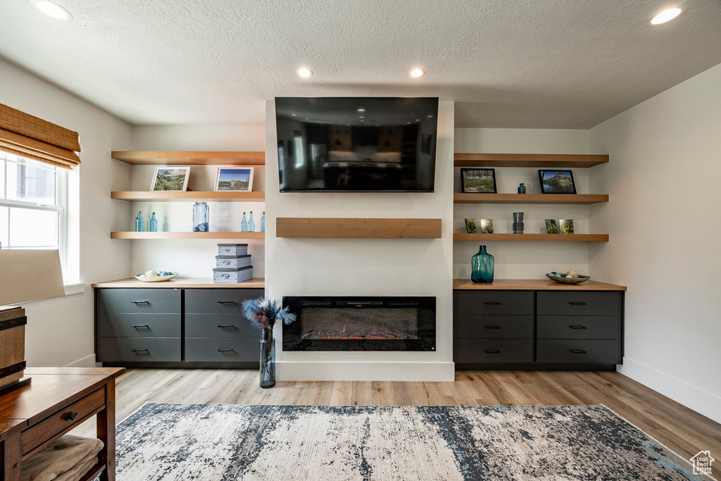 Photo 7 for MLS #2106639 at 223 W Goosenest Dr