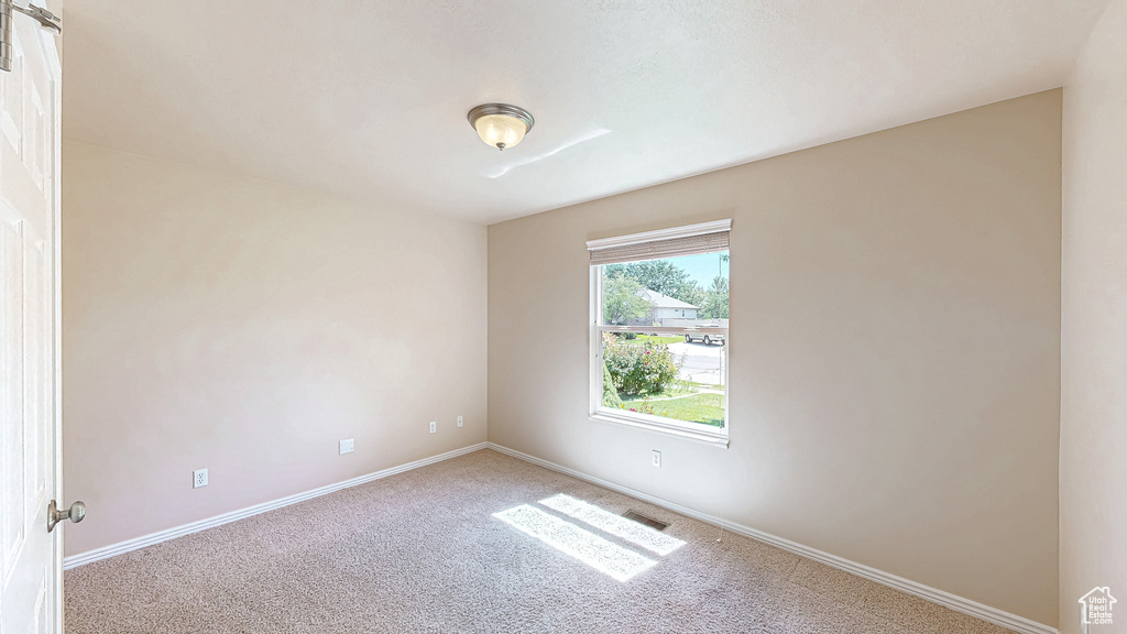 Photo 16 for MLS #2106642 at 2816 W 960 North