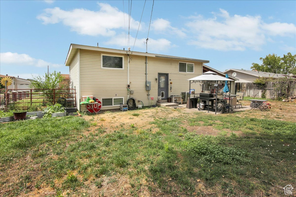 Photo 26 for MLS #2106643 at 448 Parkinson Dr