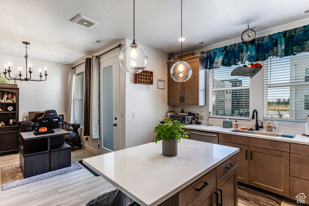 604 N SEGO WAY #220 Farmington, UT 84025